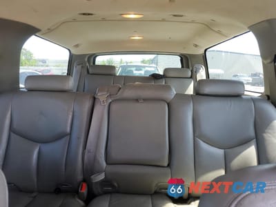 Zdjęcie 10 z 13 samochodu: 2003 CHEVROLET SUBURBAN C1500 VIN:1GNEC16Z13J288707 - miniatura