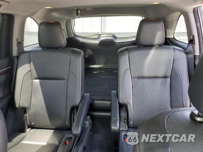 Zdjęcie 10 z 14 samochodu: 2016 TOYOTA HIGHLANDER LIMITED VIN:5TDDKRFHXGS296598 - miniatura