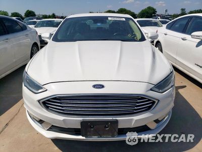 Piąte zdjęcie samochodu w środku: 2017 FORD FUSION SE HYBRID VIN:3FA6P0LU7HR409411 - miniatura