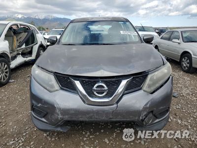 Piąte zdjęcie samochodu w środku: 2016 NISSAN ROGUE S VIN:KNMAT2MV0GP681193 - miniatura