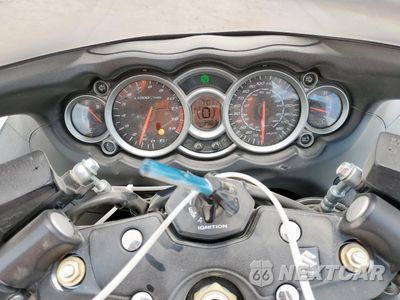 Zdjęcie 7 z 10 samochodu: 2019 SUZUKI GSX1300 RA VIN:JS1GX72B1K7100405 - miniatura