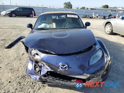 Piąte zdjęcie samochodu w środku: 2010 MAZDA MX-5 MIATA VIN:JM1NC2EFXA0205736 - miniatura