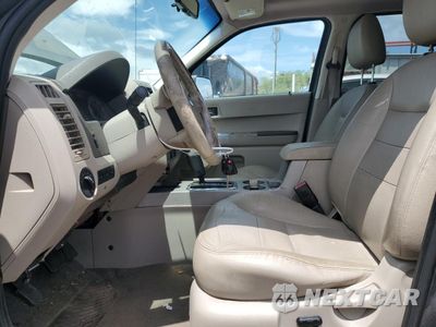 Zdjęcie 7 z 13 samochodu: 2008 FORD ESCAPE XLT VIN:1FMCU03178KA21915 - miniatura
