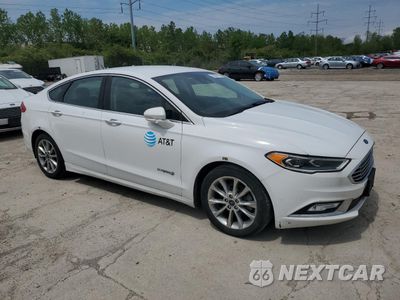 Czwarte zdjęcie samochodu z boku: 2017 FORD FUSION SE HYBRID VIN:3FA6P0LU5HR410136 - miniatura