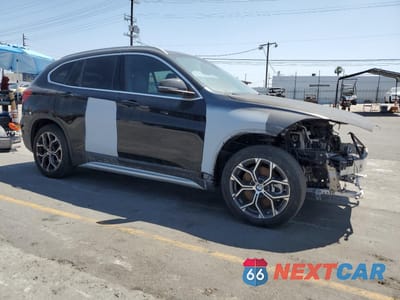 Czwarte zdjęcie samochodu z boku: 2021 BMW X1 SDRIVE28I VIN:WBXJG7C03M5S82828 - miniatura