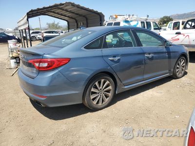 Trzecie zdjęcie samochodu z tyłu: 2015 HYUNDAI SONATA SPORT VIN:5NPE34AF0FH045538 - miniatura