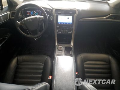 Zdjęcie 8 z 15 samochodu: 2020 FORD FUSION SE VIN:3FA6P0HD4LR119662 - miniatura