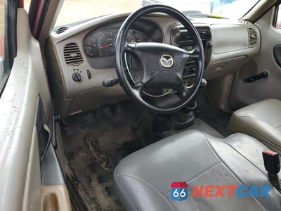 Zdjęcie 8 z 14 samochodu: 2001 MAZDA B2500 VIN:4F4YR12C31TM04939 - miniatura