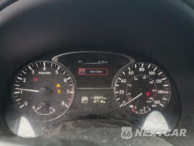 Czwarte zdjęcie samochodu z boku: 2015 NISSAN ALTIMA 2.5 VIN:1N4AL3AP8FC595797 - miniatura