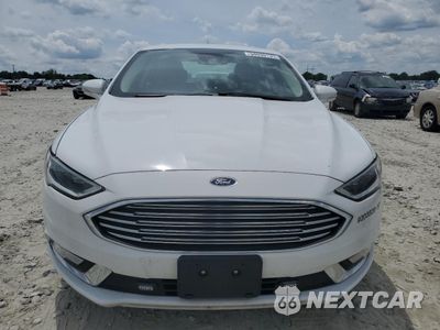 Piąte zdjęcie samochodu w środku: 2017 FORD FUSION SE HYBRID VIN:3FA6P0LU0HR400713 - miniatura