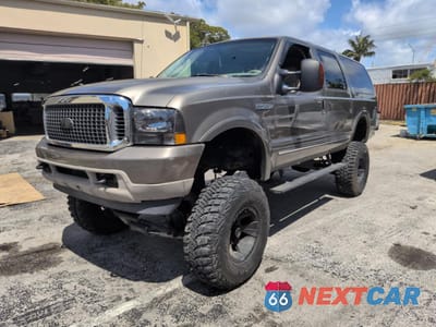 Drugie zdjęcie samochodu z przodu: 2004 FORD EXCURSION LIMITED VIN:1FMSU43P44EA56041 - miniatura