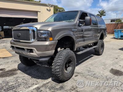 Drugie zdjęcie samochodu z przodu: 2004 FORD EXCURSION LIMITED VIN:1FMSU43P44EA56041 - miniatura