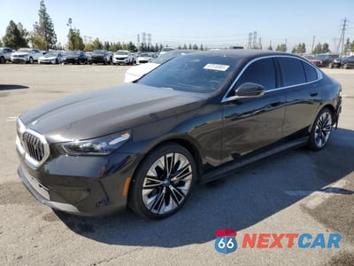 2024 BMW I5 EDRIVE 40 WBY33FK05RCR63605 - główne zdjęcie licytacji z USA - miniatura