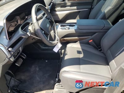 Zdjęcie 7 z 14 samochodu: 2026 CADILLAC VISTIQ LUXURY VIN:1GYC3KML2TZ700018 - miniatura