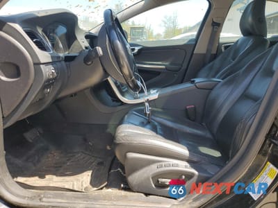 Zdjęcie 7 z 12 samochodu: 2012 VOLVO S60 T5 VIN:YV1622FS5C2140010 - miniatura