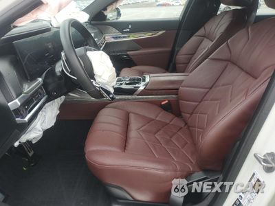 Zdjęcie 7 z 14 samochodu: 2024 BMW 760 XI VIN:WBA33EJ05RCR10400 - miniatura