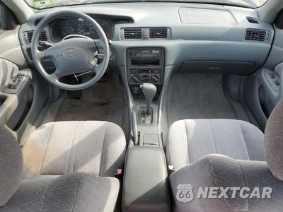Zdjęcie 8 z 12 samochodu: 1997 TOYOTA CAMRY CE VIN:4T1BG22K4VU803744 - miniatura