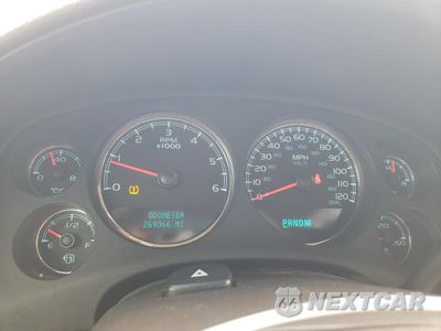 Zdjęcie 9 z 16 samochodu: 2008 GMC YUKON DENALI VIN:1GKFK63888J181514 - miniatura