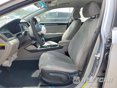 Zdjęcie 7 z 14 samochodu: 2017 HYUNDAI SONATA SE VIN:5NPE24AF5HH514824 - miniatura