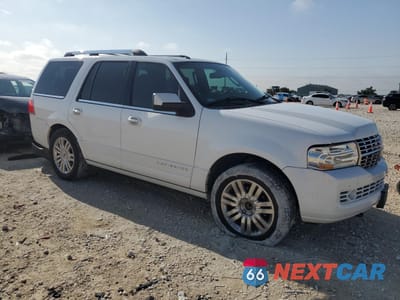 Czwarte zdjęcie samochodu z boku: 2014 LINCOLN NAVIGATOR VIN:5LMJJ2H56EEL07513 - miniatura