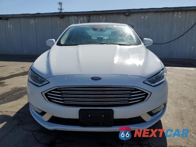 Piąte zdjęcie samochodu w środku: 2017 FORD FUSION SE HYBRID VIN:3FA6P0LU7HR409523 - miniatura