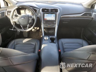 Zdjęcie 8 z 13 samochodu: 2017 FORD FUSION SE HYBRID VIN:3FA6P0LUXHR400752 - miniatura