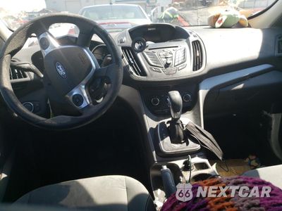 Zdjęcie 8 z 13 samochodu: 2013 FORD ESCAPE SE VIN:1FMCU9GX0DUC75595 - miniatura