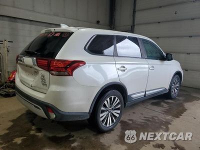 Trzecie zdjęcie samochodu z tyłu: 2019 MITSUBISHI OUTLANDER SE VIN:JA4AZ3A33KZ055751 - miniatura