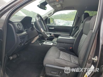 Zdjęcie 7 z 15 samochodu: 2018 TOYOTA TUNDRA CREWMAX SR5 VIN:5TFDY5F19JX761383 - miniatura