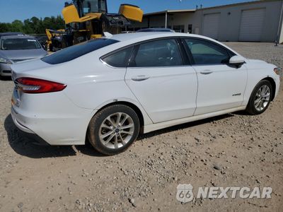 Trzecie zdjęcie samochodu z tyłu: 2019 FORD FUSION SE VIN:3FA6P0LU7KR285132 - miniatura