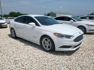 Czwarte zdjęcie samochodu z boku: 2018 FORD FUSION SE HYBRID VIN:3FA6P0LU7JR171808 - miniatura