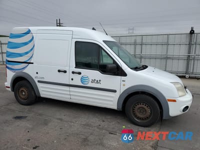 Czwarte zdjęcie samochodu z boku: 2013 FORD TRANSIT CONNECT XLT VIN:NM0LS7BN5DT131046 - miniatura