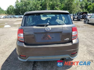 Zdjęcie 6 z 13 samochodu: 2011 TOYOTA SCION XD VIN:JTKKU4B47B1009790 - miniatura