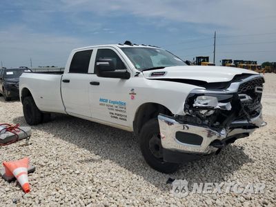 Czwarte zdjęcie samochodu z boku: 2023 RAM 3500 TRADESMAN VIN:3C63RRGL1PG652131 - miniatura