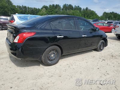 Trzecie zdjęcie samochodu z tyłu: 2014 NISSAN VERSA S VIN:3N1CN7AP8EL825011 - miniatura