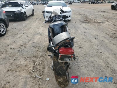 Czwarte zdjęcie samochodu z boku: 2007 KAWASAKI ZX600 J1 VIN:JKAZX4J177A070059 - miniatura