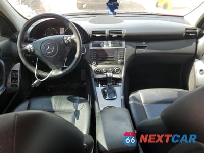 Zdjęcie 8 z 12 samochodu: 2006 MERCEDES-BENZ C 230 VIN:WDBRF52H76F731079 - miniatura