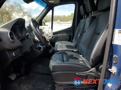 Zdjęcie 7 z 12 samochodu: 2024 MERCEDES-BENZ SPRINTER 2500 VIN:W1Y4NBVY5RT166017 - miniatura