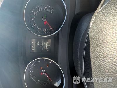Zdjęcie 8 z 10 samochodu: 2017 VOLKSWAGEN JETTA S VIN:3VW2B7AJ4HM397401 - miniatura