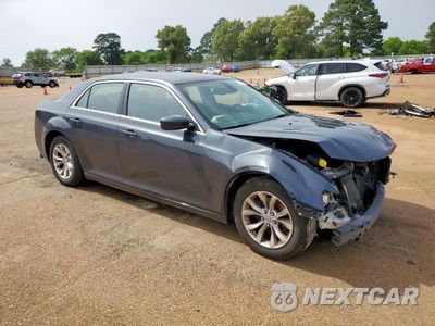 Czwarte zdjęcie samochodu z boku: 2016 CHRYSLER 300 LIMITED VIN:2C3CCAAG5GH243285 - miniatura