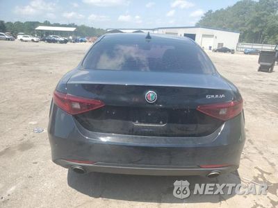 Zdjęcie 6 z 12 samochodu: 2018 ALFA ROMEO GIULIA VIN:ZARFAEBN1J7576966 - miniatura