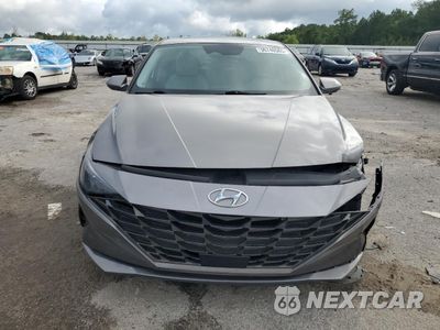 Piąte zdjęcie samochodu w środku: 2023 HYUNDAI ELANTRA LIMITED VIN:KMHLN4AJ9PU050746 - miniatura