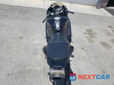 Zdjęcie 6 z 10 samochodu: 2017 HONDA CBR600 RR VIN:JH2PC40009K203170 - miniatura