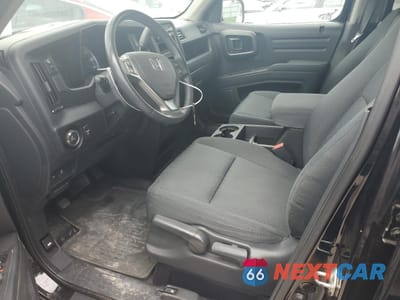 Zdjęcie 7 z 15 samochodu: 2013 HONDA RIDGELINE SPORT VIN:5FPYK1F77DB001524 - miniatura