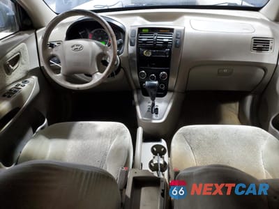 Zdjęcie 8 z 13 samochodu: 2005 HYUNDAI TUCSON GLS VIN:KM8JN12D95U147201 - miniatura