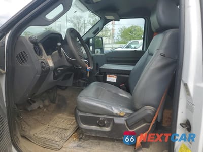 Zdjęcie 7 z 12 samochodu: 2015 FORD F450 SUPER DUTY VIN:1FDUF4GY8FEA90055 - miniatura