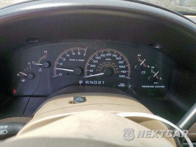 Zdjęcie 9 z 15 samochodu: 2003 FORD EXPEDITION XLT VIN:1FMPU16LX3LA31586 - miniatura