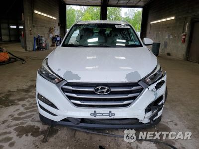 Piąte zdjęcie samochodu w środku: 2018 HYUNDAI TUCSON SEL VIN:KM8J3CA48JU683134 - miniatura