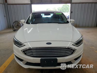 Piąte zdjęcie samochodu w środku: 2018 FORD FUSION SE HYBRID VIN:3FA6P0LU9JR171793 - miniatura