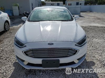 Piąte zdjęcie samochodu w środku: 2018 FORD FUSION SE HYBRID VIN:3FA6P0LU4JR172026 - miniatura